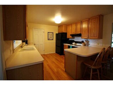 3423 S Barstow Ave, Toledo, OH 43623 - photo 4