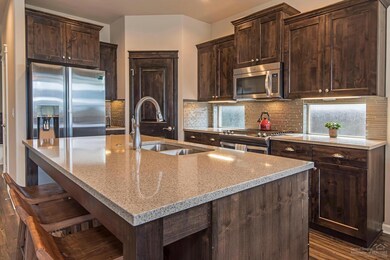 20682 NE Comet Ct, Bend, OR 97701 - photo 7