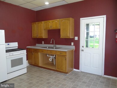 53 W Wyomissing Ave unit 2, Mohnton, PA 19540 - photo 4