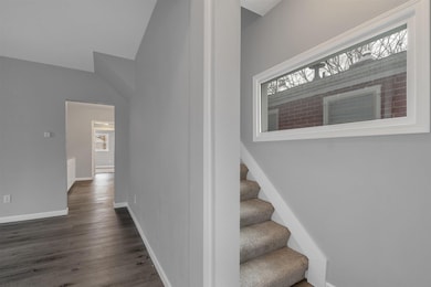 07-835-Larned-St-WindowStill-Real-Estate