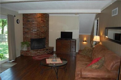 8826 Park St, Lenexa, KS 66215 - photo 5