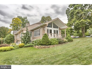 3100 Westview Dr, Reading, PA 19605 - photo 3