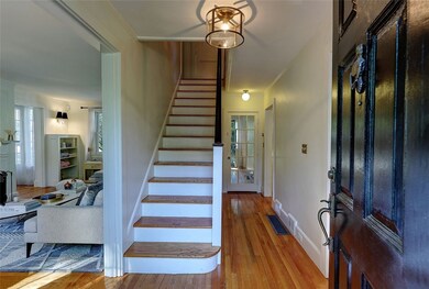 458 Wayland Ave, Providence, RI 02906 - photo 4