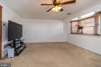 414 Colonial Dr, East Greenville, PA 18041 - photo 6