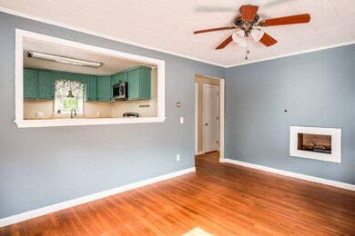 37 Lowell St, Rochester, NH 03867 - photo 7