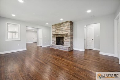 499 Foothill Rd, Bridgewater, NJ 08807 - photo 7