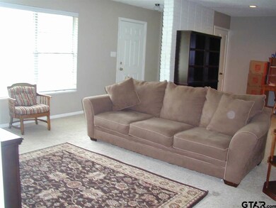 1400 Pettit Dr, Tyler, TX 75701 - photo 5