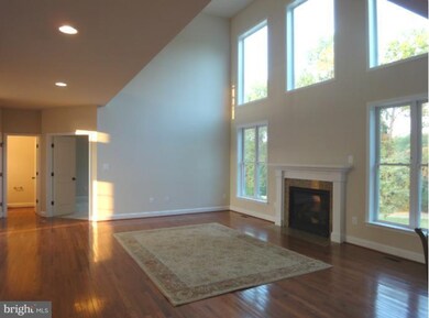 8410 Lillian Ln, Laurel, MD 20723 - photo 7