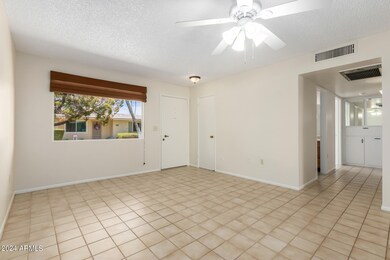 10949 W Santa fe Dr, Sun City, AZ 85351 - photo 3