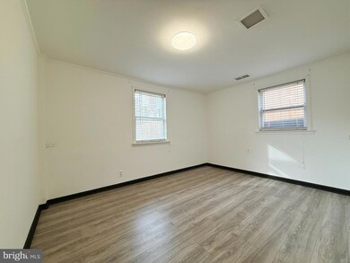 919 Lincoln Ave, Falls Church, VA 22046 - photo 6