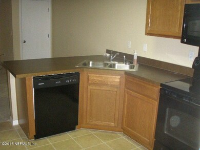 10661 Academy Park Dr, Jacksonville, FL 32218 - photo 7