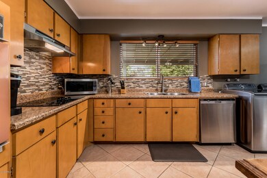 6224 N 34th Dr - MLS-11