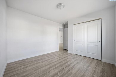 304 Basalt Loop, Prosser, WA 99350 - photo 6