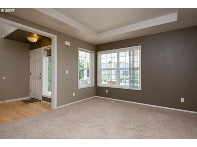 14714 SE Emery Ln, Clackamas, OR 97015 - photo 4