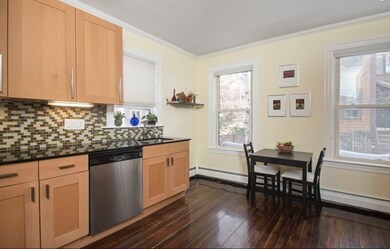 451 Franklin St unit 1, Cambridge, MA 02139 - photo 3