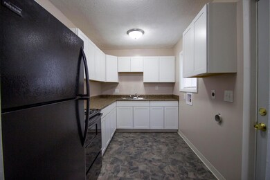 1415 Simpson Dr, Columbus, OH 43227 - photo 6