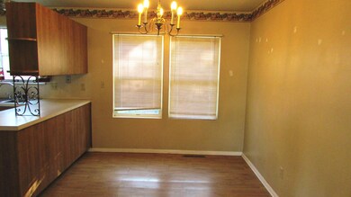 KITCHEN/ NICE & BRIGHT
