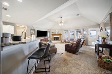 20327 E 33rd St S, Broken Arrow, OK 74014 - photo 4