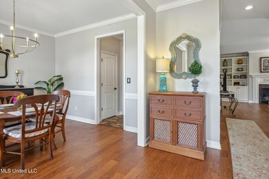Entry/Dining Room