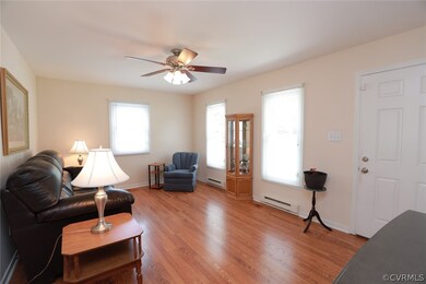 5829 Huntingcreek Dr, North Chesterfield, VA 23237 - photo 5