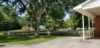 2718 Allen Rd, Macon, GA 31216 - photo 2