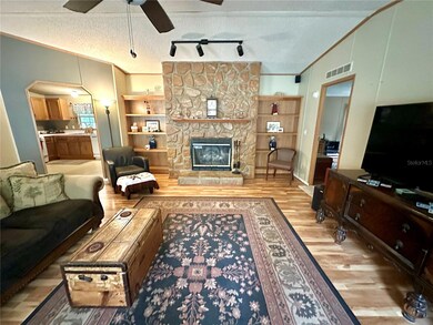 2884 SW Wilson Springs Rd, Fort White, FL 32038 - photo 5