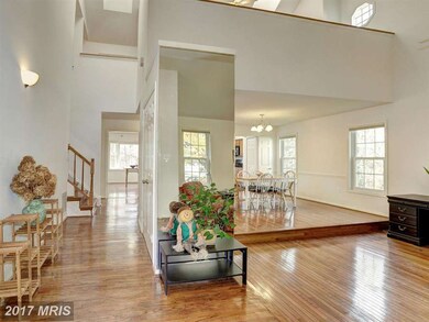 15534 Ambiance Dr, North Potomac, MD 20878 - photo 2