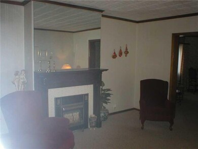 227 5th Ave, New Kensington, PA 15068 - photo 4