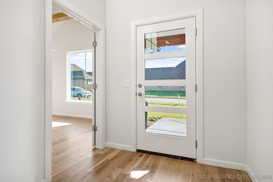 6504 N 27th St, Broken Arrow, OK 74014 - photo 2