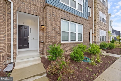 4615 -B Crossing Ct, Ellicott City, MD 21043 - photo 2