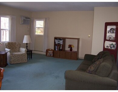 83 Horseshoe Dr unit 6131B, Chicopee, MA 01022 - photo 4