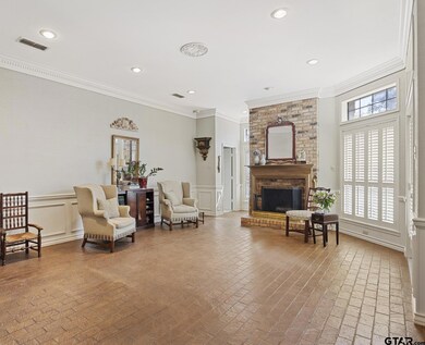 402 Greenway Cir, Tyler, TX 75701 - photo 7