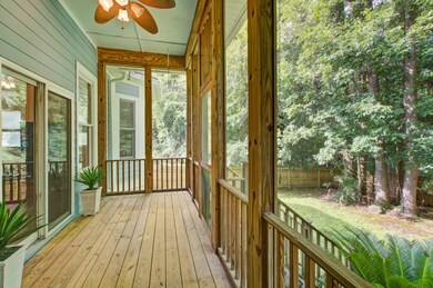 Screened in porch