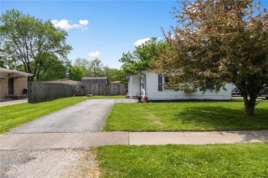 330 N 19th Ave, Beech Grove, IN 46107 - photo 2