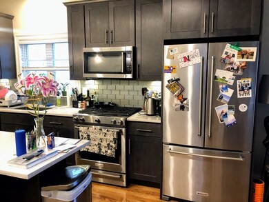 438 Windsor St unit 438, Cambridge, MA 02141 - photo 4