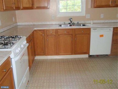 29 Sharons Way, Wilmington, DE 19808 - photo 5