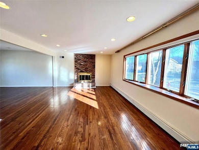 517 Fordham Place, Paramus, NJ 07652 - photo 4