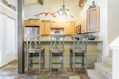 225 Gopher Rd G44-large-014-016-Kitchen-