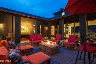 COURTYARD FIRETABLE PATIO
