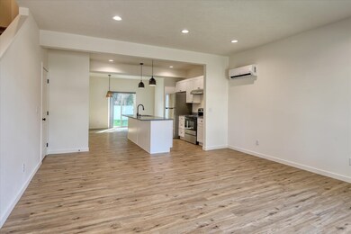 2324 E 7th Ave unit 2326 E 7th, Spokane, WA 99202 - photo 2