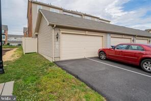 5417 Saint Rita Dr, Waldorf, MD 20602 - photo 3