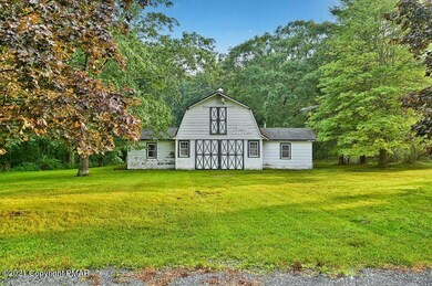 171 Vanwhy Rd, Bushkill, PA 18324 - photo 2