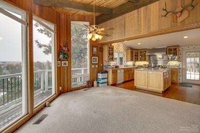 unlisted-address, Bend, OR 97701 - photo 5