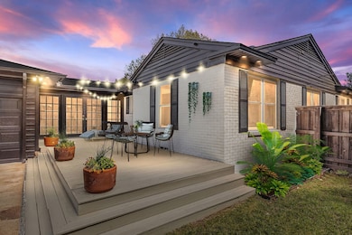 Beatuiful patios-perfect for parties or enjoy dining in your oversized yard.