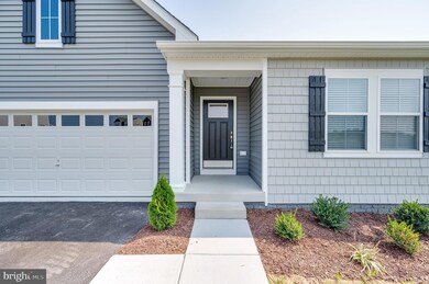 289 Wigeon Ct, Bunker Hill, WV 25413 - photo 2