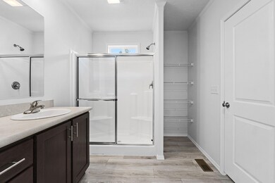 16-5 columbia dr-14-kettle falls