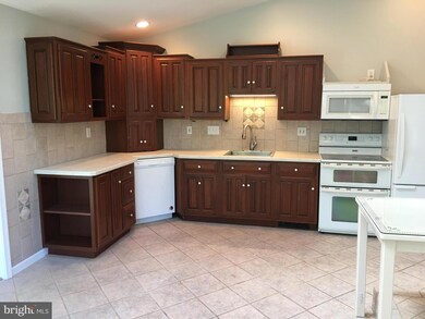 15 Buckwalter Woods, Phoenixville, PA 19460 - photo 3