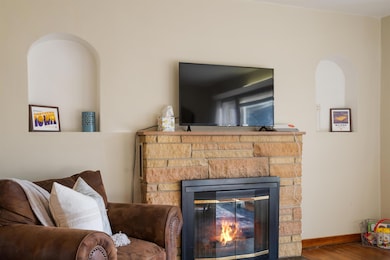 1804 Tremont St, Cedar Falls, IA 50613 - photo 4