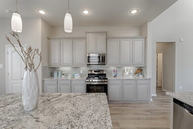 Photos are REPRESENTATIVE AND ARE NOT OF ACTUAL HOME. Selections and finishes will vary.