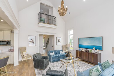 7420 Falkirk Ln-14